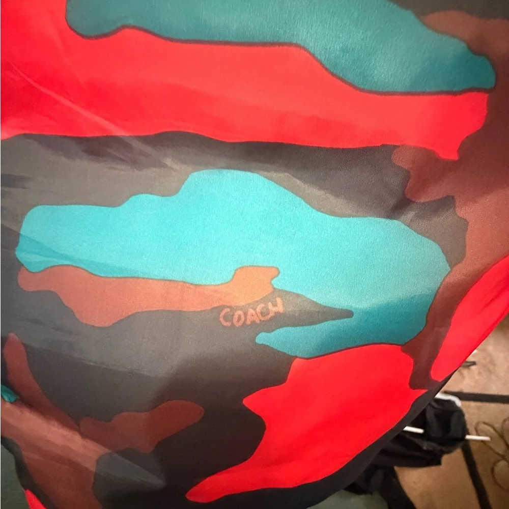 Coach Red and Blue Camouflage Vest - Picture 6 of 8